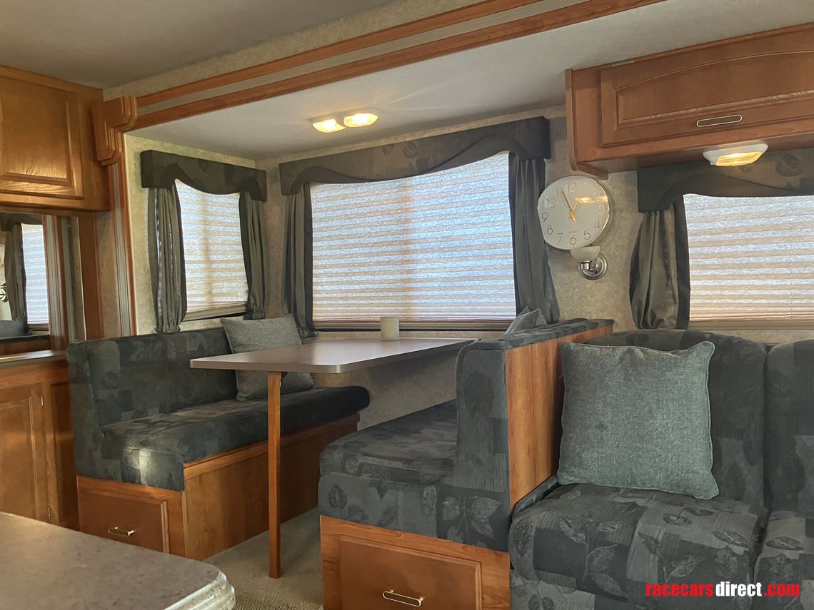 38-ft-coachman-miranda-motorhome-29k-one-owne