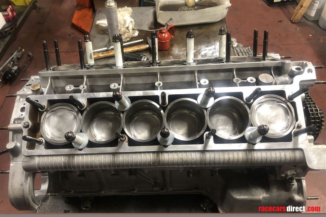 lamborghini-murcielago-engine