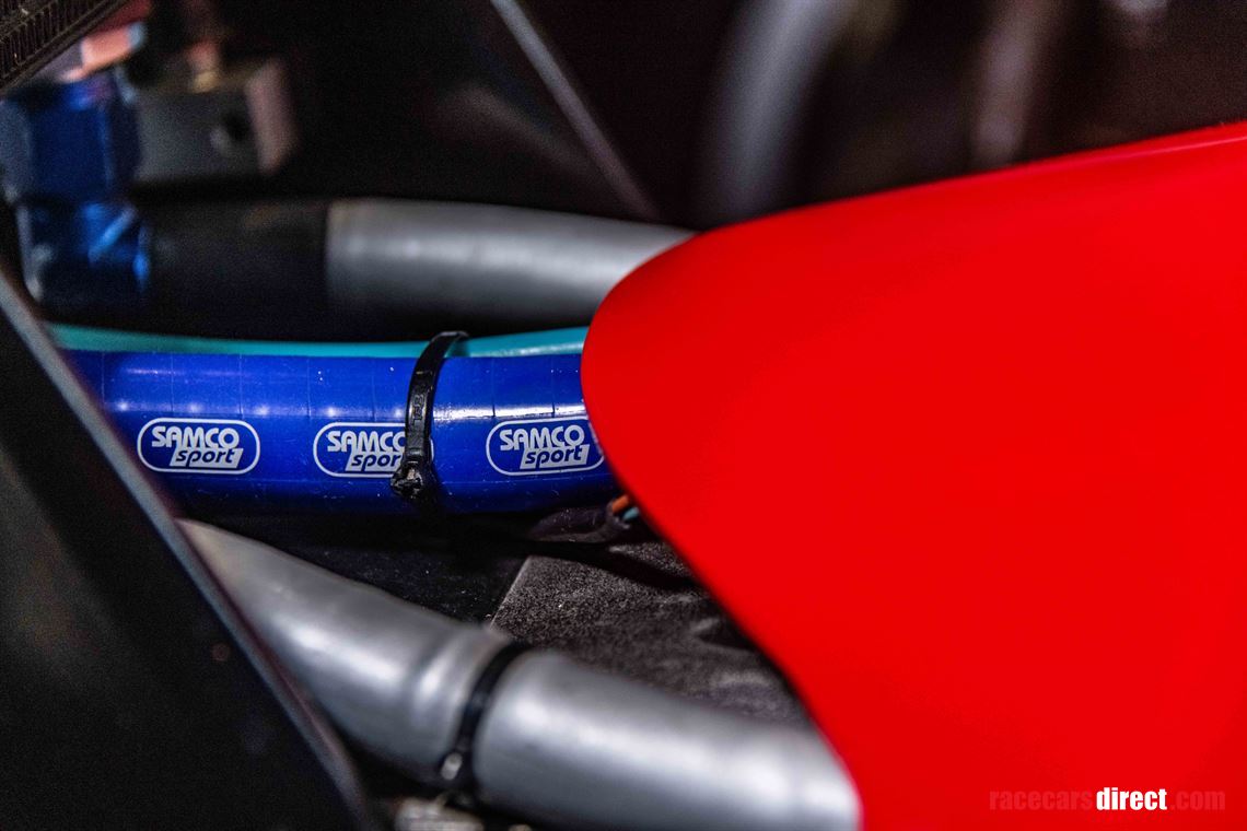 sold-lola-a1gp-autogp---screaming-v8-track-we