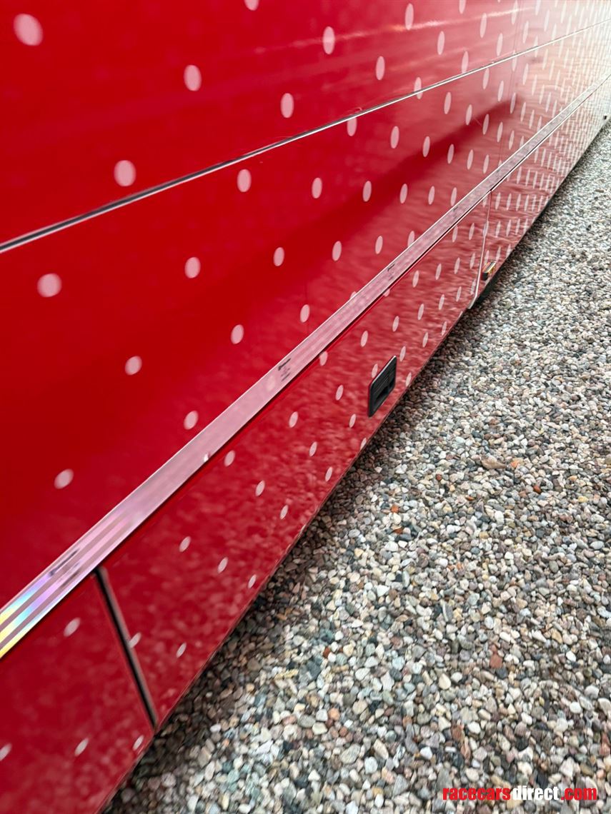 schuler---gt-and-touring-cars-race-trailer