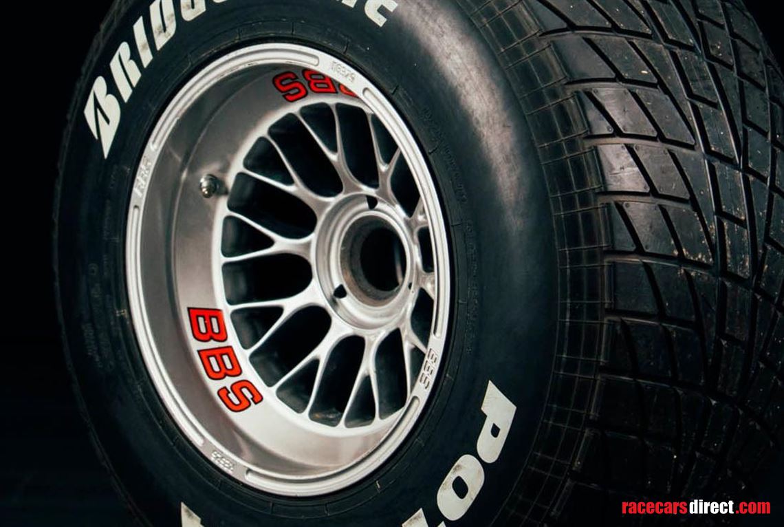 ferrari-f1-wheel-1998-rain