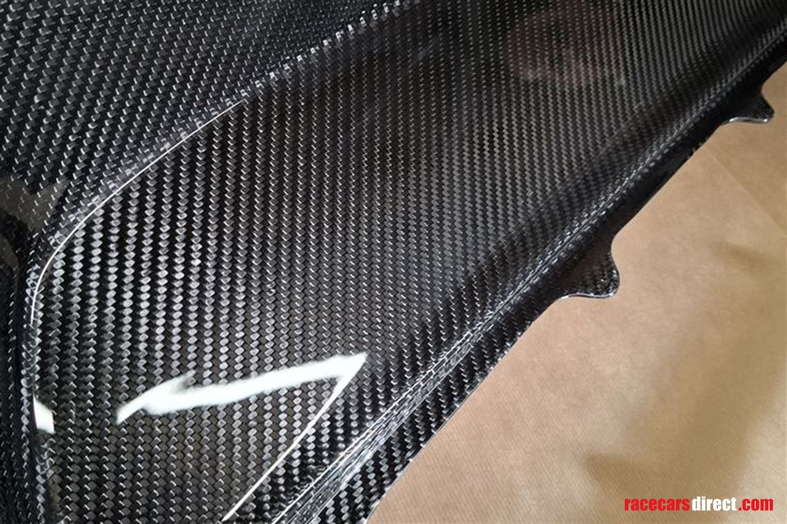 porsche-911-full-carbon-fibre-duck-tail-boot