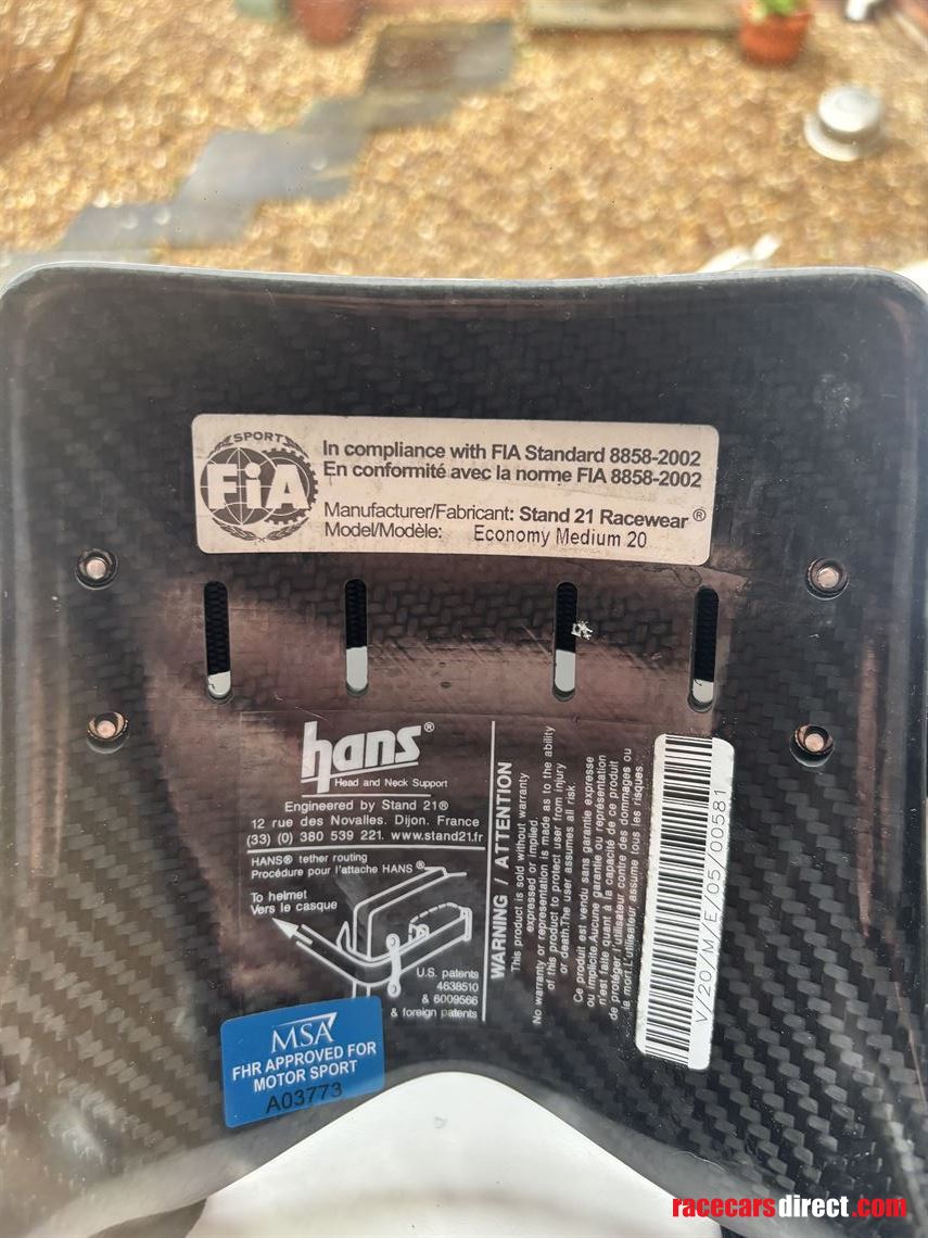 stand21-carbon-hans---medium-20---fia-8858-20