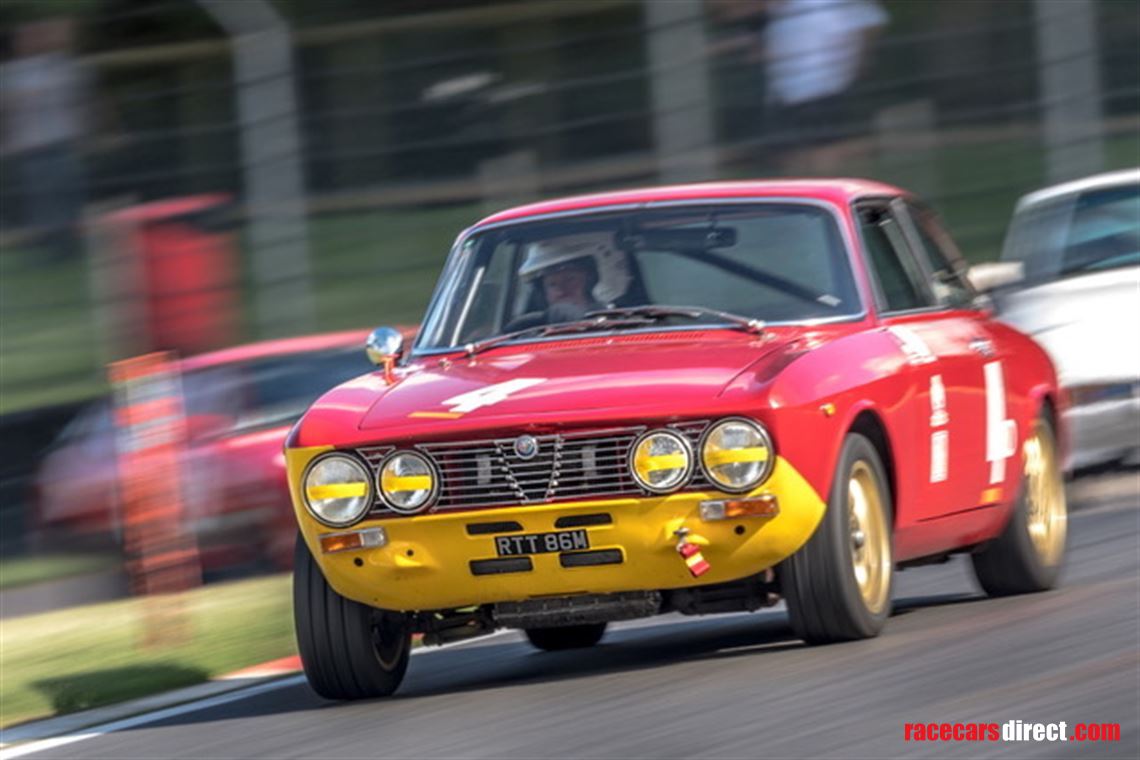 1974-alfa-romeo-2000-gtv-race-car-rhd