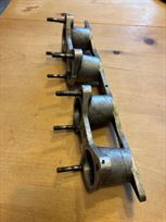 weber-carburettor-manifold