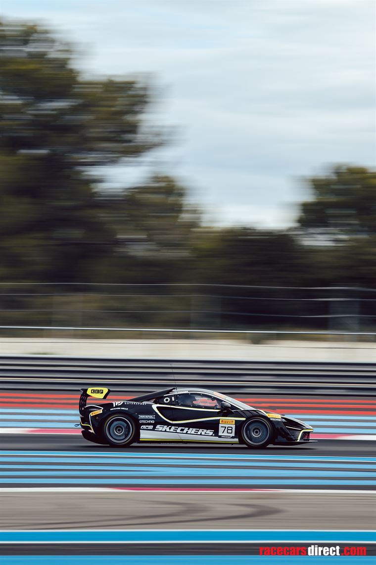 mclaren-trophy-artura-evo