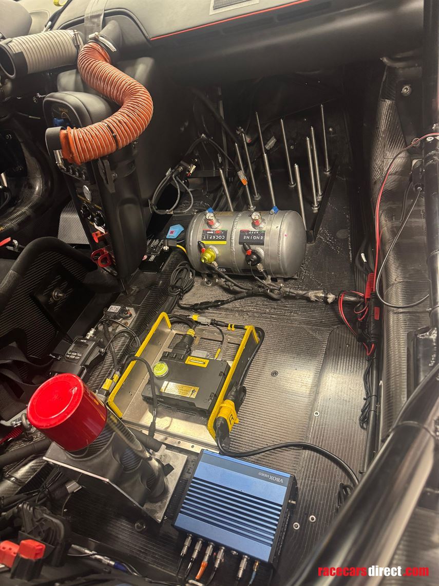 mclaren-trophy-artura-evo