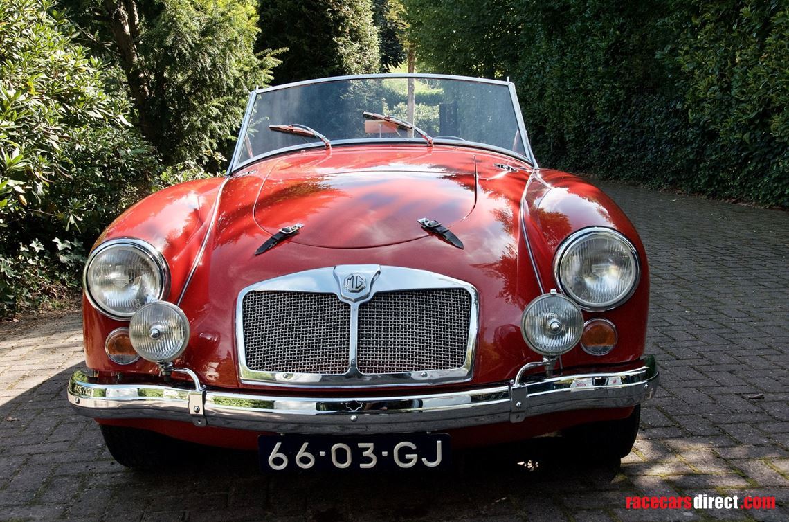 1962-mga-rallyracefast-road