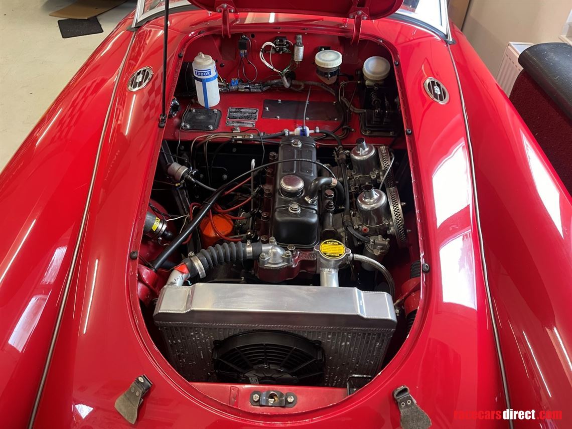 1962-mga-rallyracefast-road