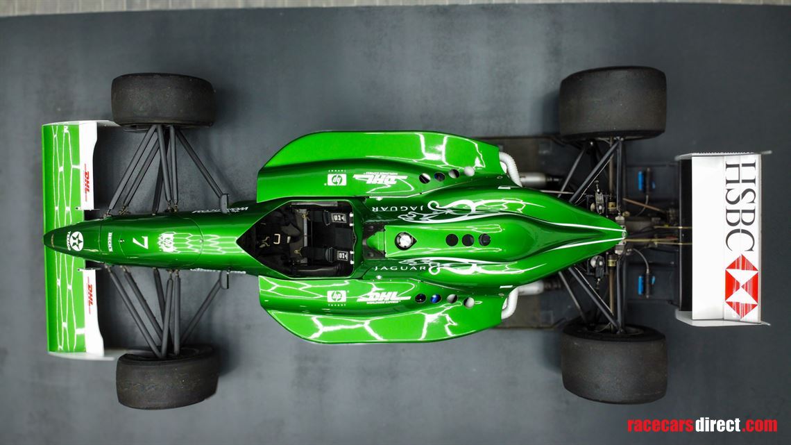 eddie-irvine-1990-lola---t9150-hu36---boss-gp