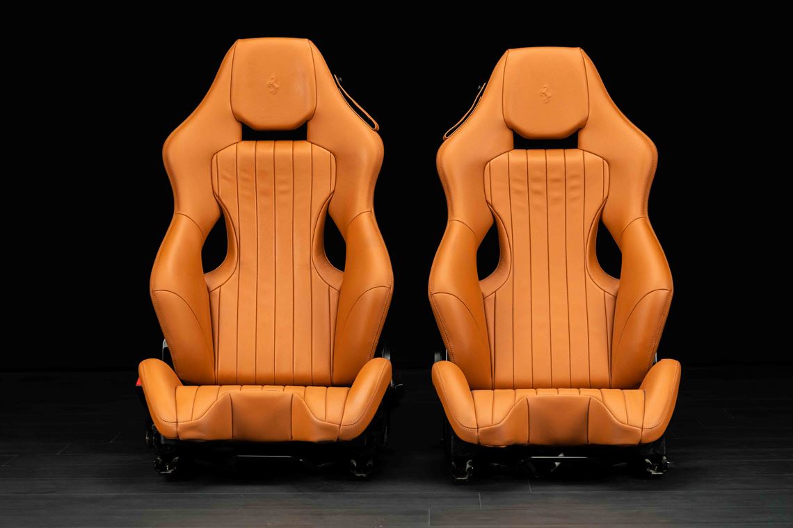 ferrari-taylor-made-seats