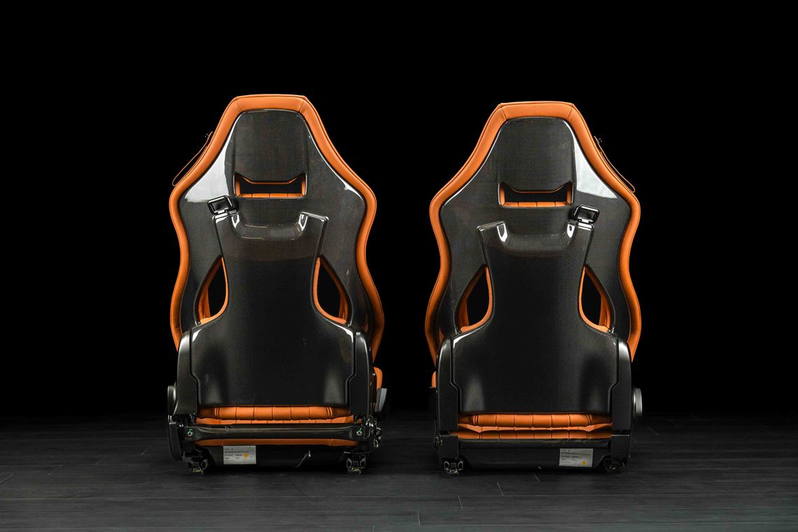 ferrari-taylor-made-seats