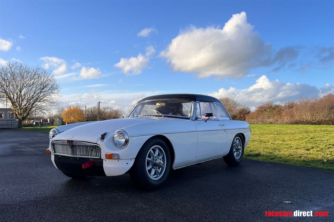 1966-mgb-roadster