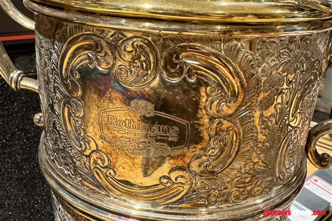 porsche-944-rothmans-turbo-cup-memorbilia-col