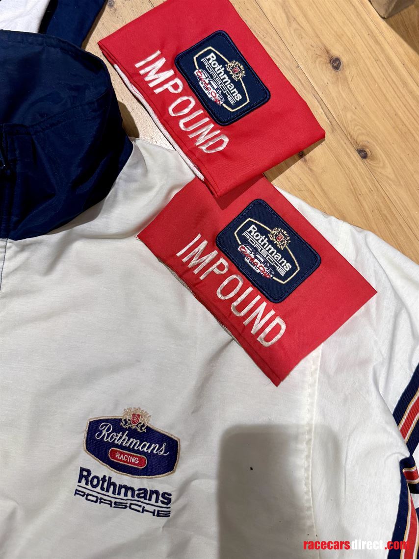 porsche-944-rothmans-turbo-cup-memorbilia-col