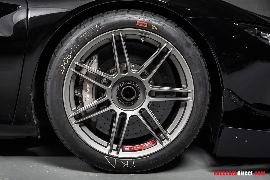 ferrari-296-challenge-car