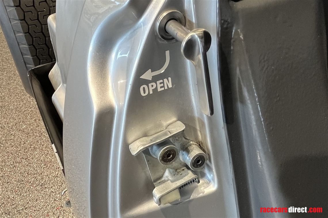 porsche-904-carrera-gts-by-duel-motorsport