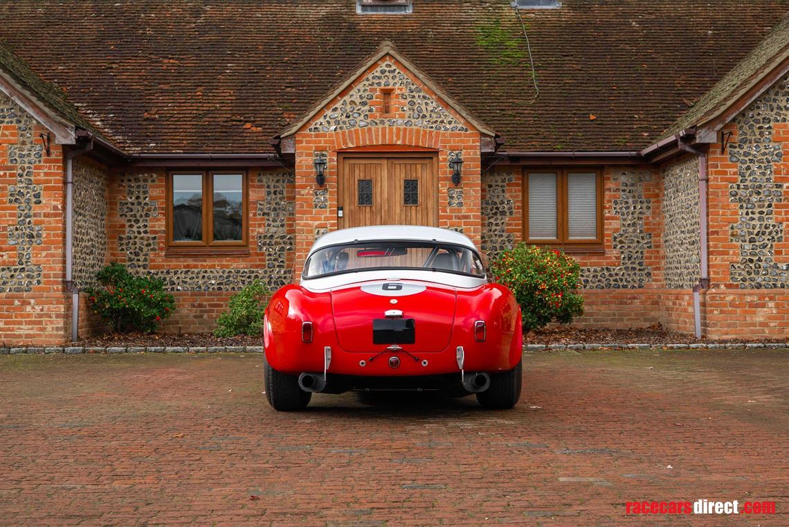 ac-cobra-289-fia-race-car