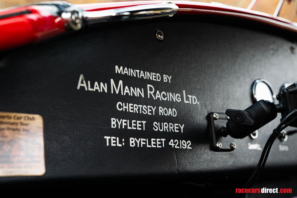 ac-cobra-289-fia-race-car