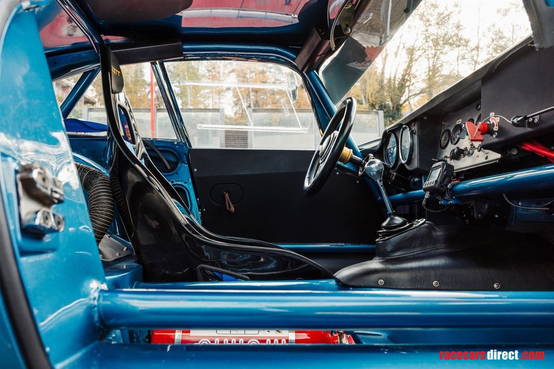 1963-jaguar-e-type-fhc-semi-lightweight