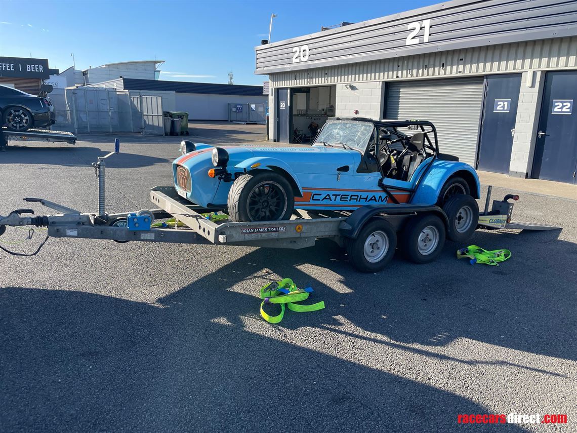 caterham-trailer---brian-james-clubman