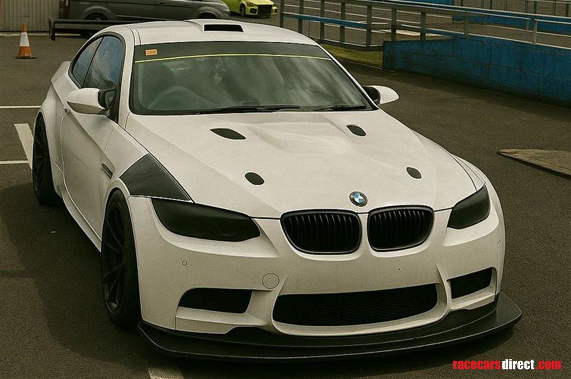 bmw-m3-e92-race-car