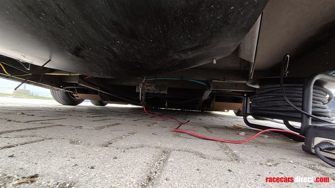 lowered-car-trailer-tohaco-w2-3000bc-air-susp