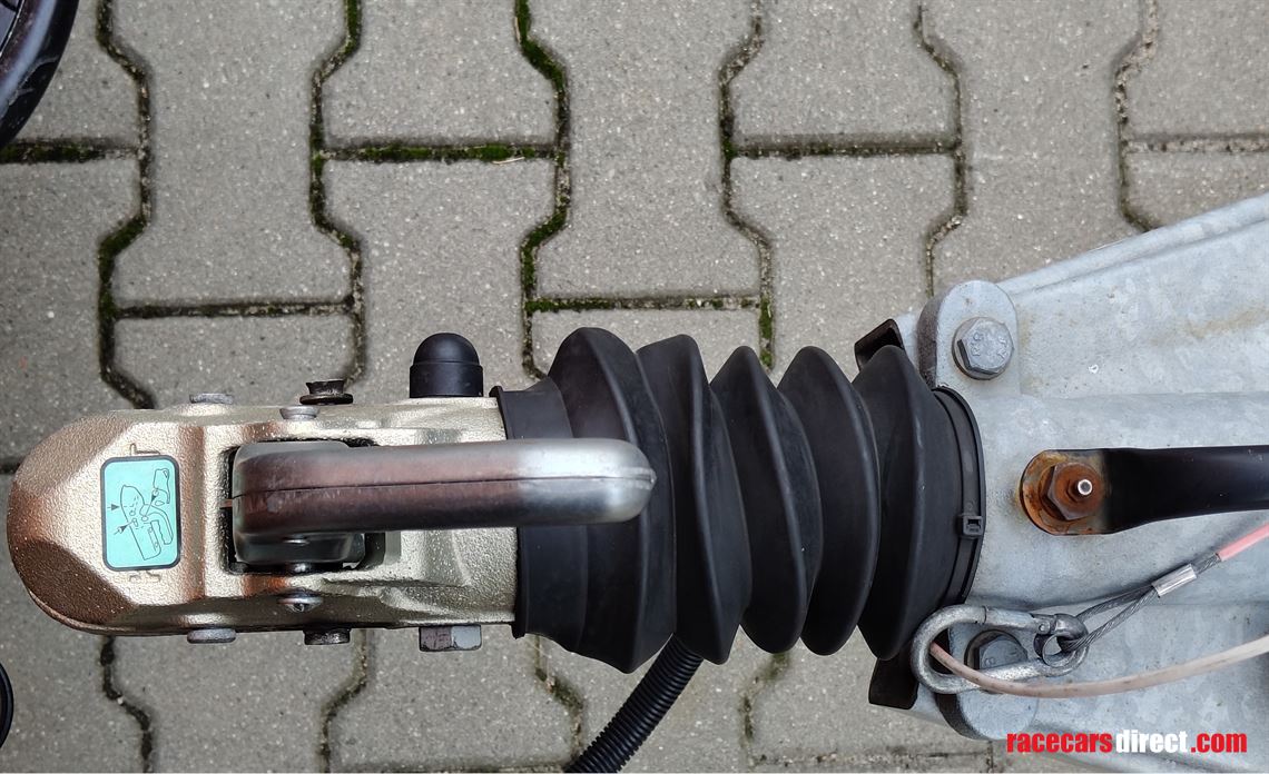 lowered-car-trailer-tohaco-w2-3000bc-air-susp