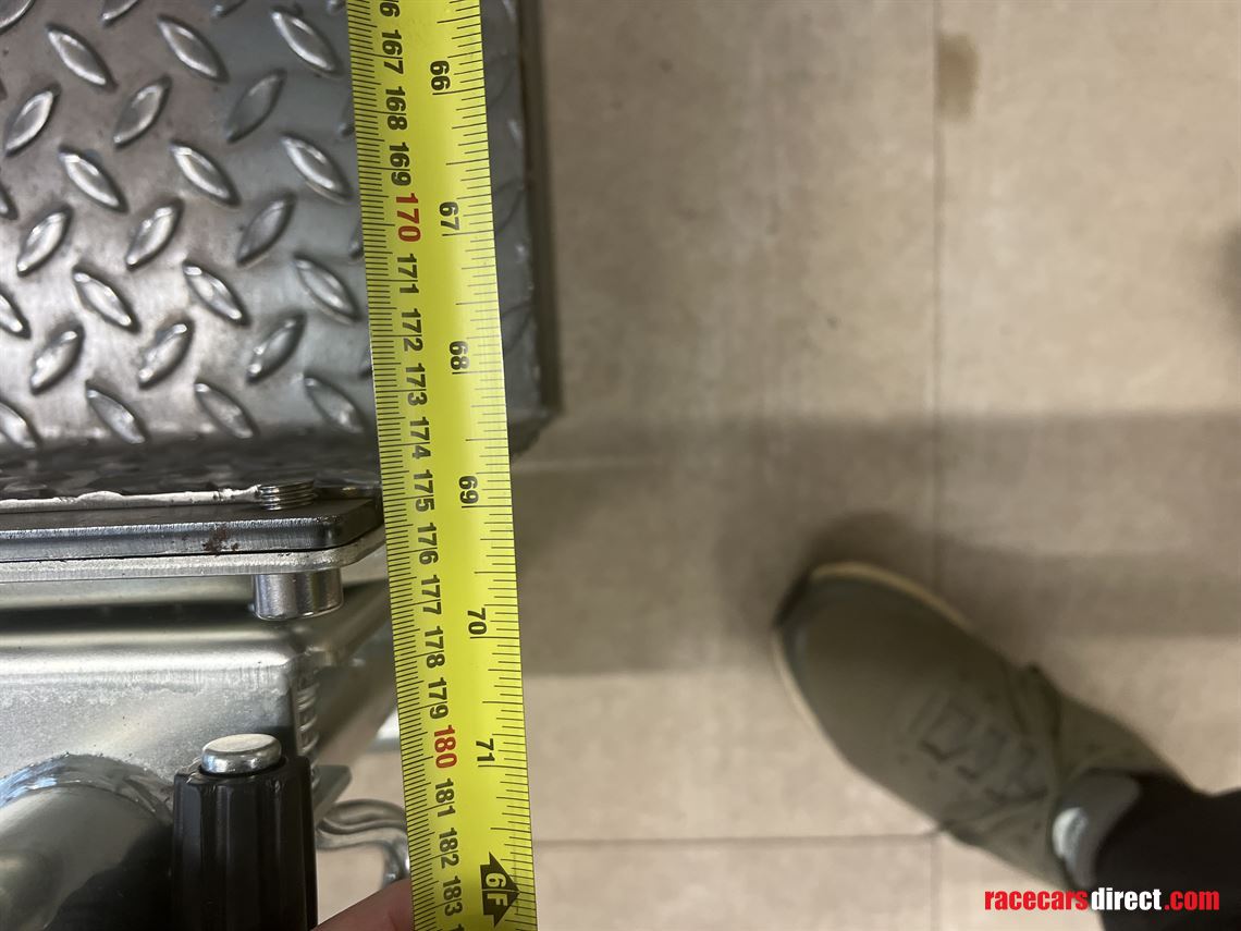 vehicle-lifting-platform