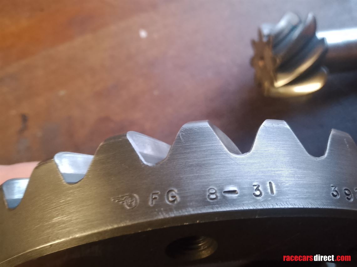 hewland-fg-400-8-x-31