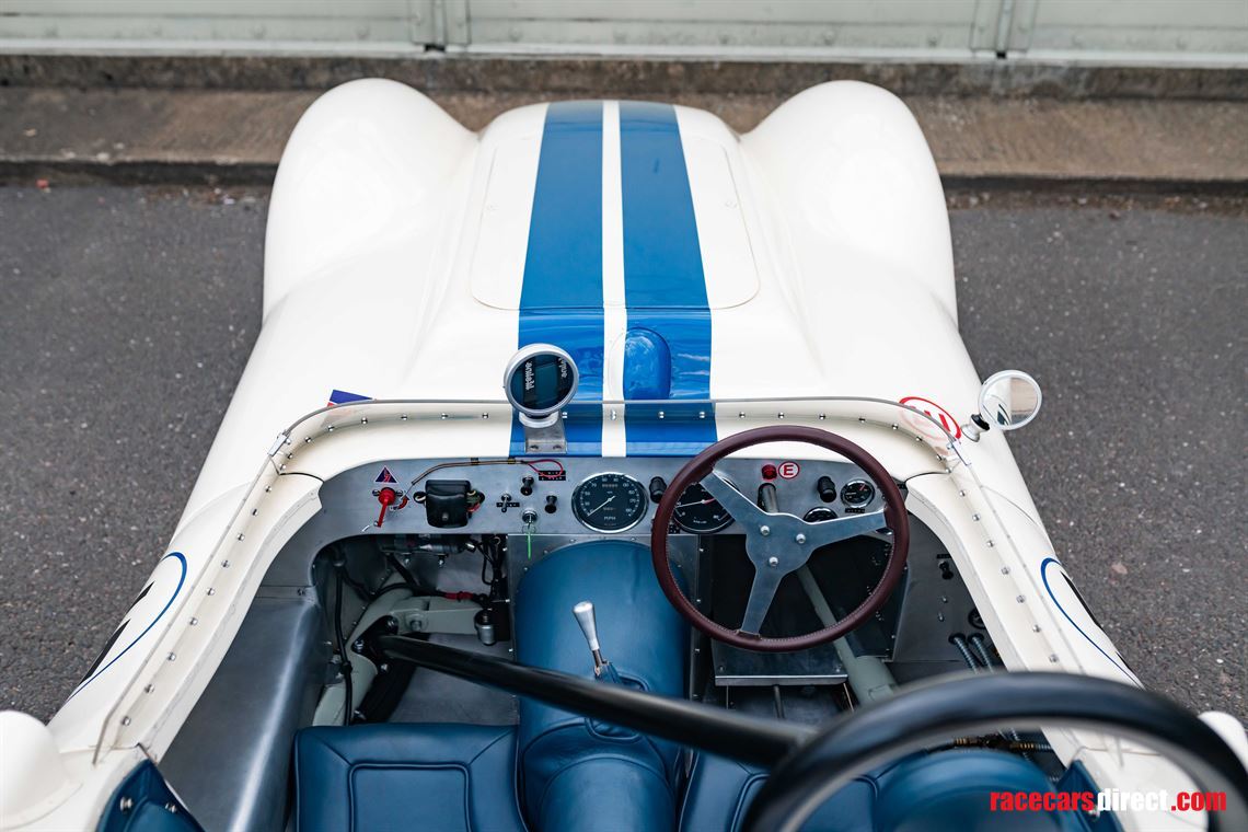 lister-knobbly-fia-car