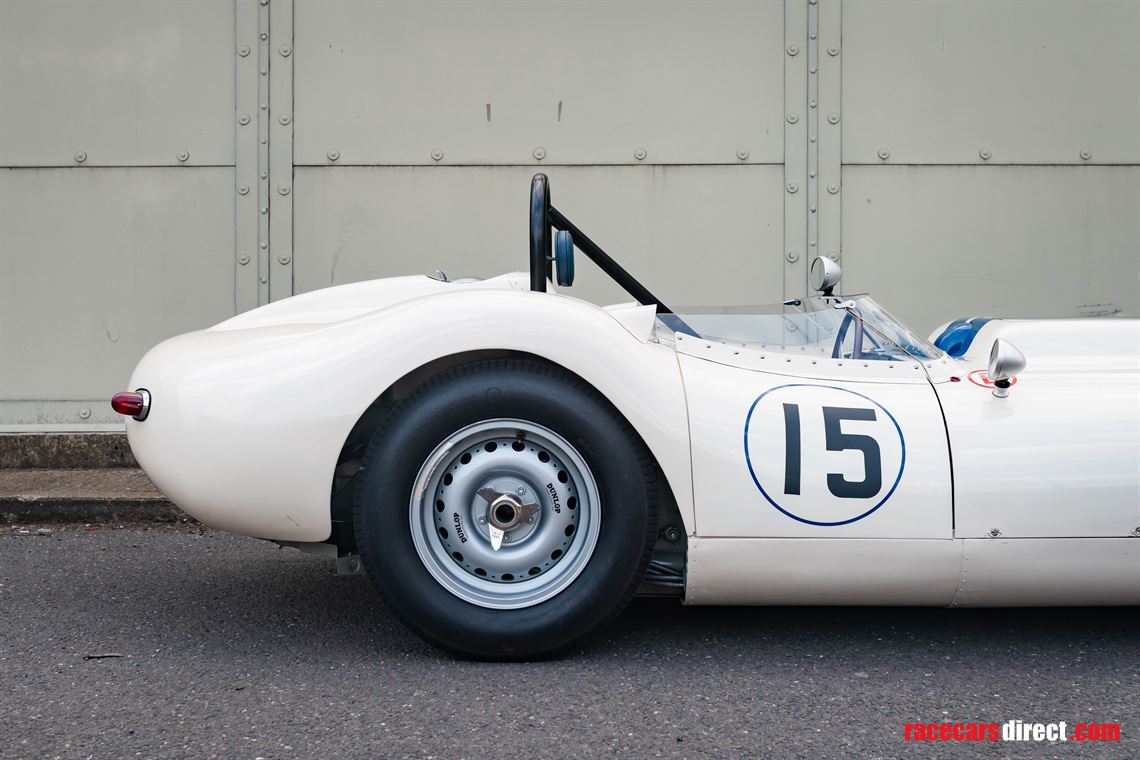 lister-knobbly-fia-car