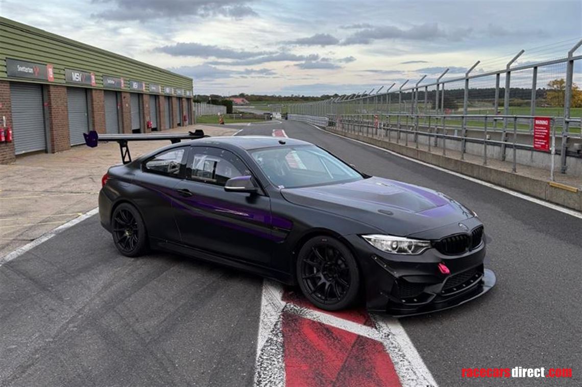 bmw-m4-f80-race-car