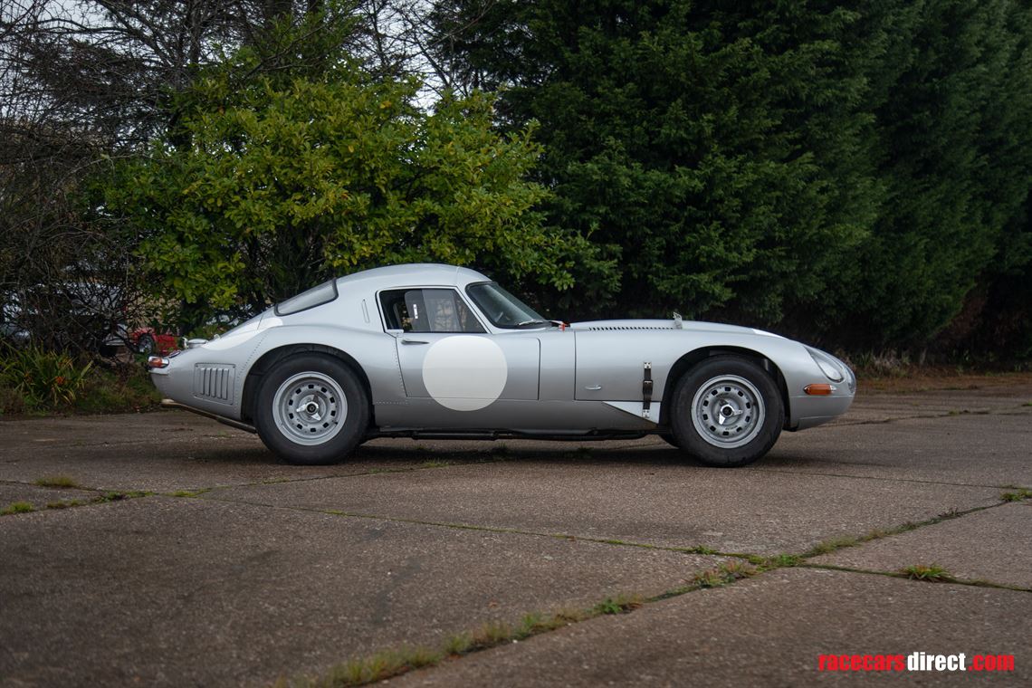 1962-jaguar-e-type-lightweight-low-drag
