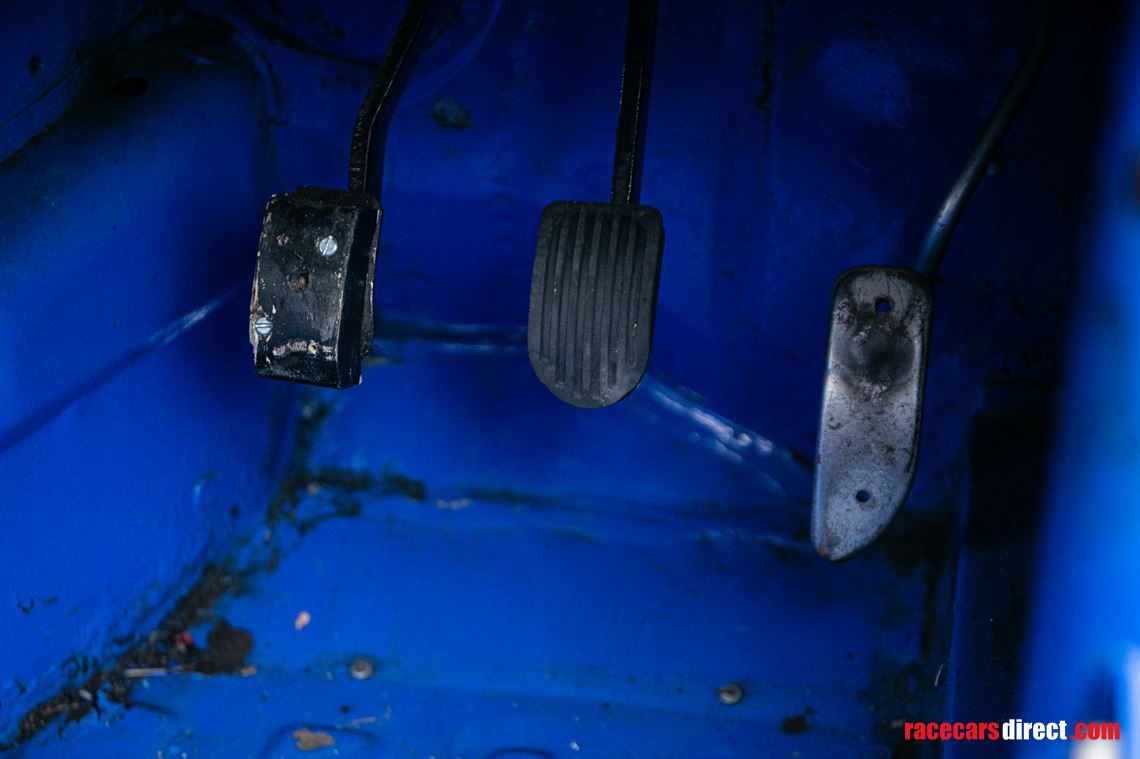 1964-mg-b-fia-race-car