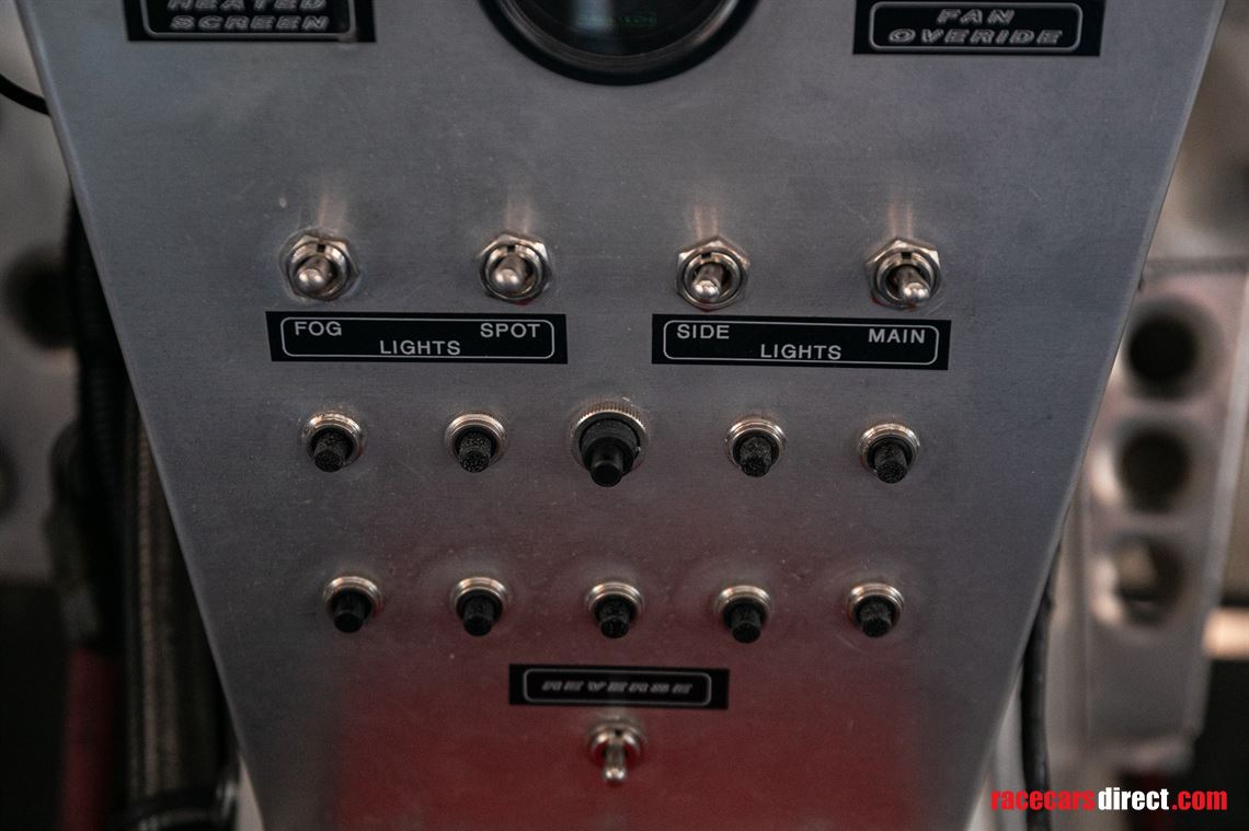 1972-ford-escort-mk1-rs1600-bda-fia-rally-car