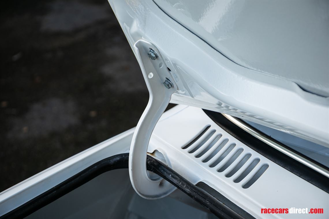 1972-ford-escort-mk1-rs1600-bda-fia-rally-car