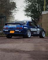 nissan-skyline-r32-gtr-racetrack-car