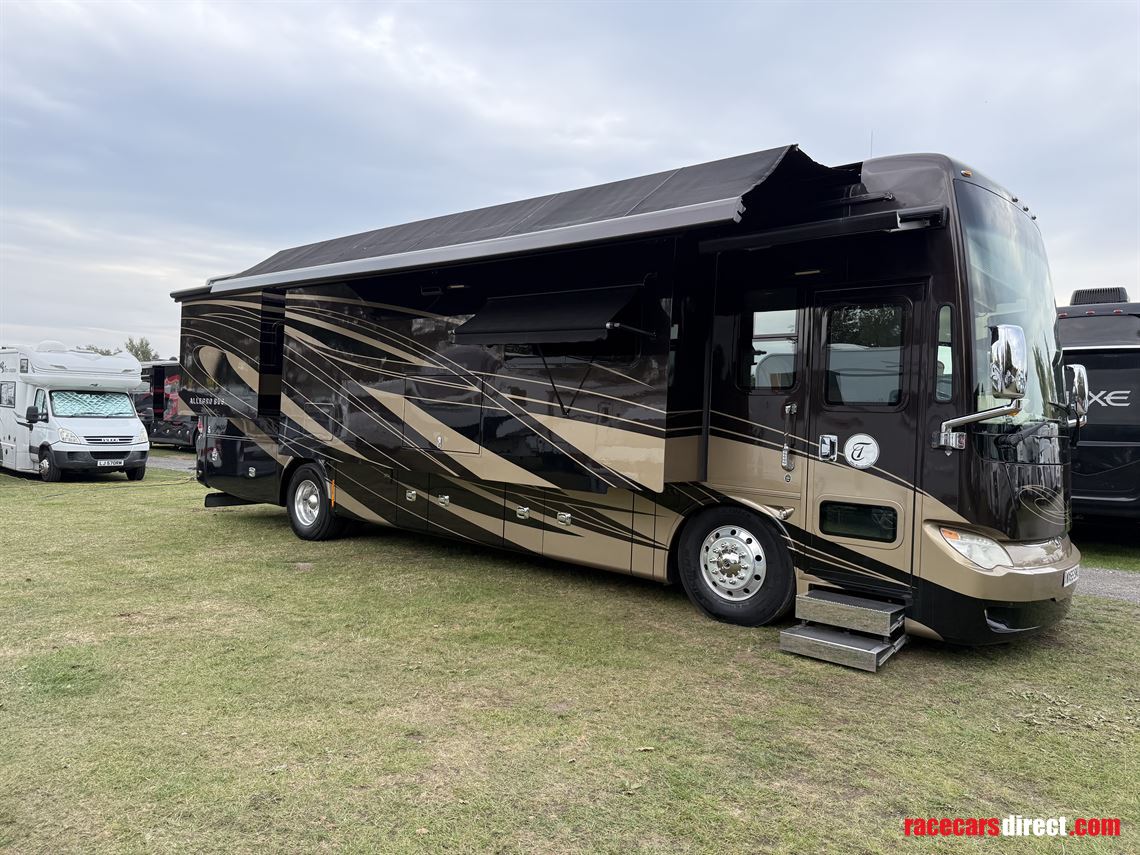 tiffin-motorhomes-allegro-bus