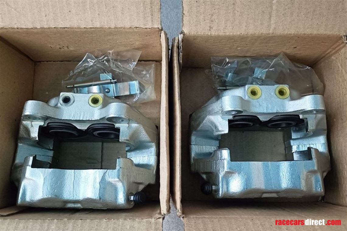 bmw-2002-tii-nos-brake-calipers-oem-02-e10