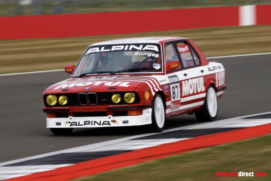 bmw-e28-m535i---accepted-into-silverstone-fes