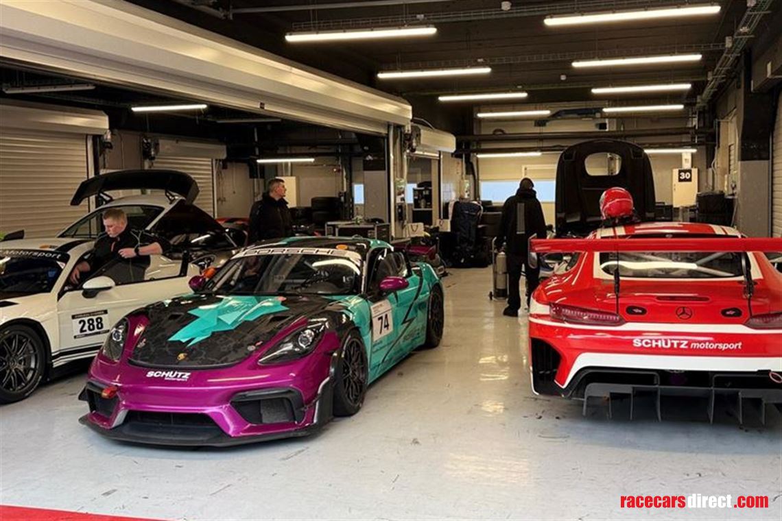 porsche-718-cayman-gt4rs-ready-to-race