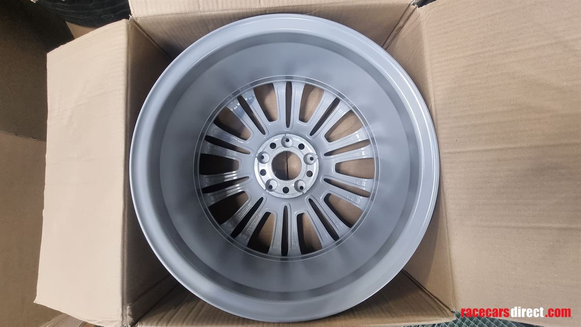 mercedes-benz-v-class-wheels