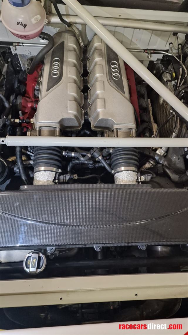 audi-r8-lms-gt3-v10-52-ex-christian-abt