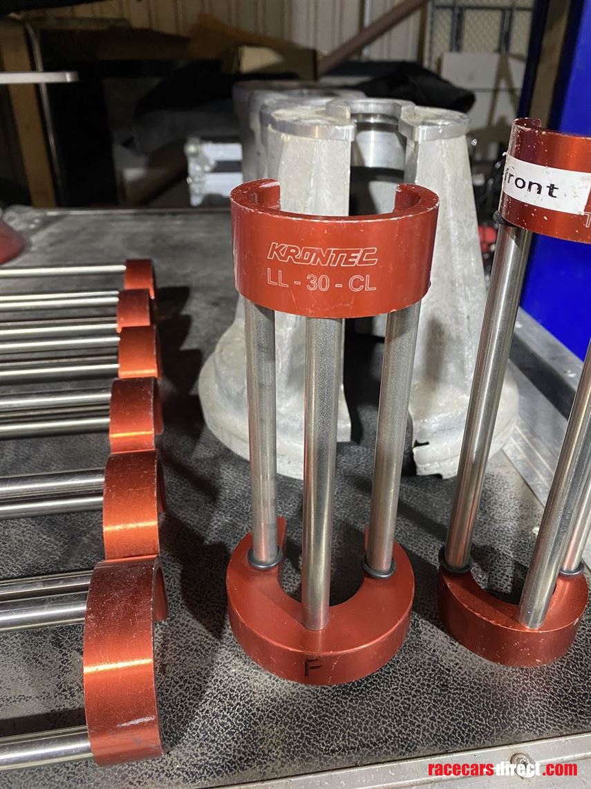 krontec-elephants-feet