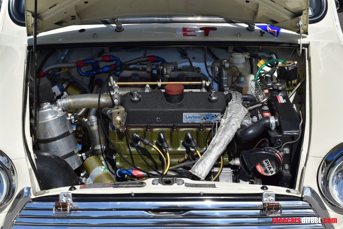 austinmini-cooper-1300-fia-proved