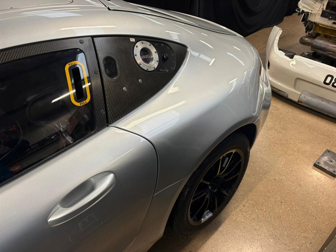 mercedes-amg-gt4---2022-best-gt4-for-the-mone