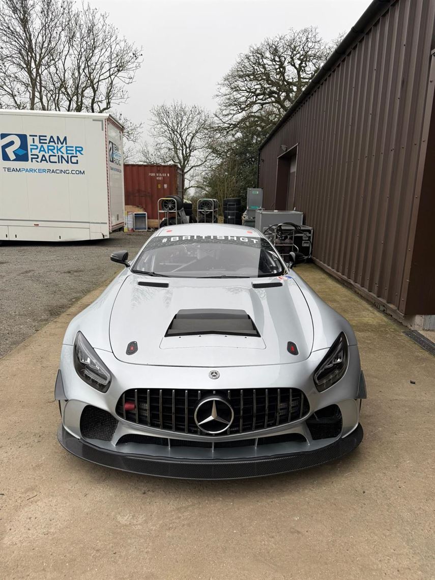 mercedes-amg-gt4---2022-best-gt4-for-the-mone