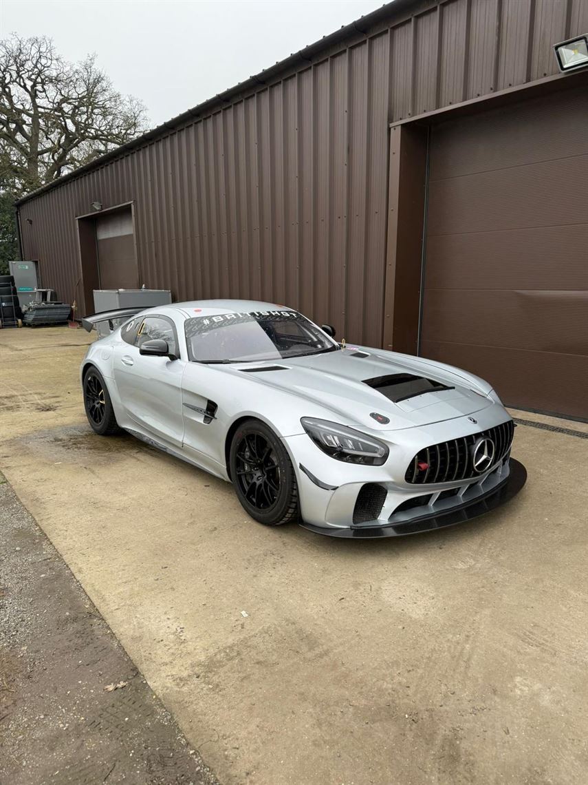 mercedes-amg-gt4---2022-best-gt4-for-the-mone