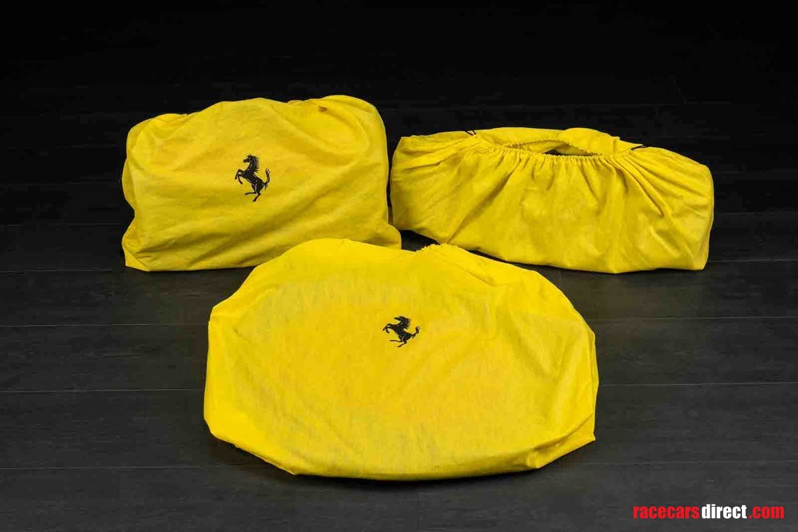 ferrari-f50-luggage-set